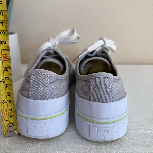 Marc Fisher Blue Rammy Gray Canvas Lace Up Platform Sneakers Women’s 7.5M - Picture 9 of 13